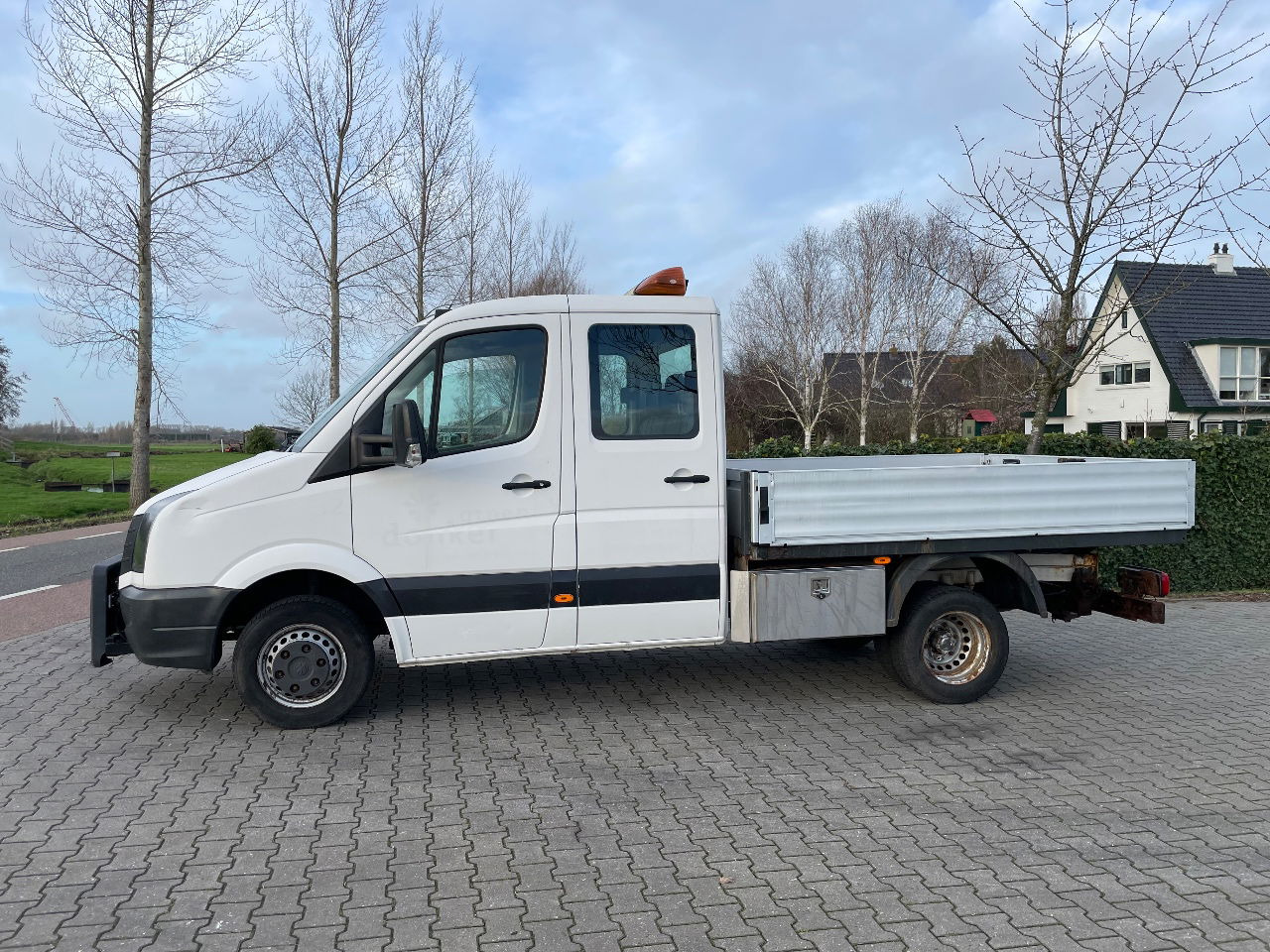 Volkswagen Crafter 46 dubbele cabine - Комбе со отворен сандак: слика 2 Volkswagen Crafter 46 dubbele cabine - Комбе со отворен сандак: слика 2