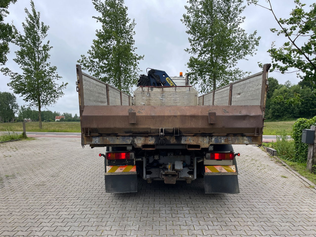 Volvo FM 7 310hp with Palfinger PK21000 with remote and tipper - Кипер, Камион со кран: слика 4 Volvo FM 7 310hp with Palfinger PK21000 with remote and tipper - Кипер, Камион со кран: слика 4