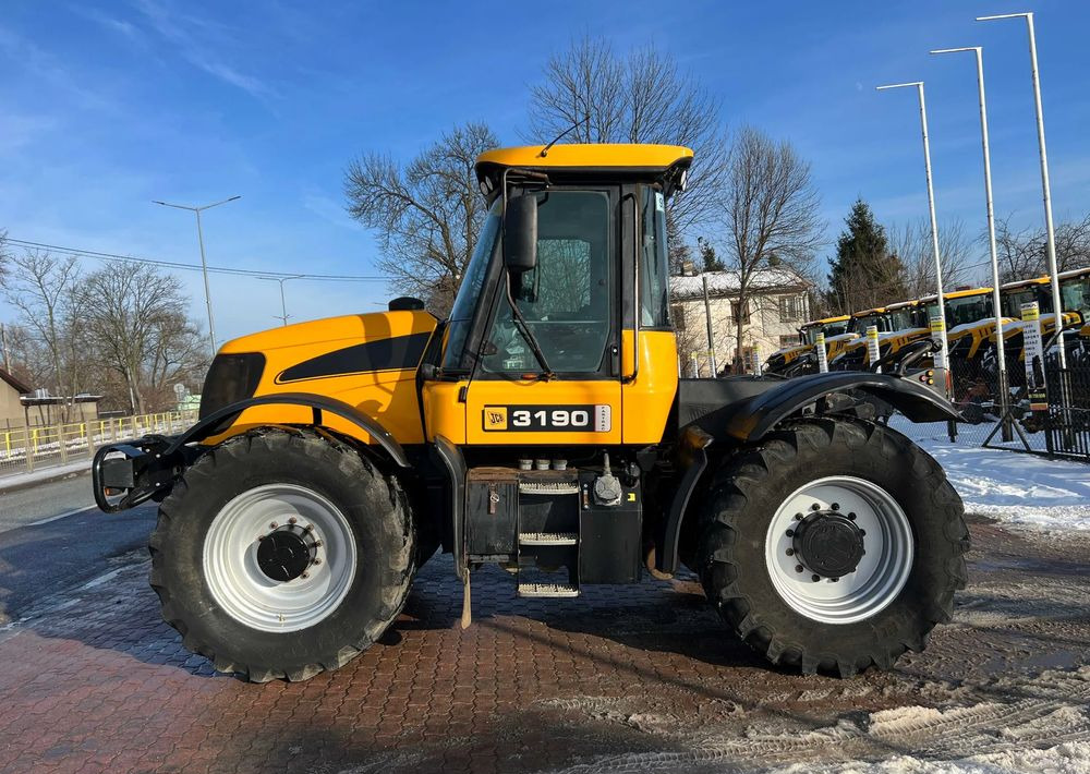 JCB Fastrac 3190 | 2003 Rok| 190 KM - Трактор: слика 2 JCB Fastrac 3190 | 2003 Rok| 190 KM - Трактор: слика 2