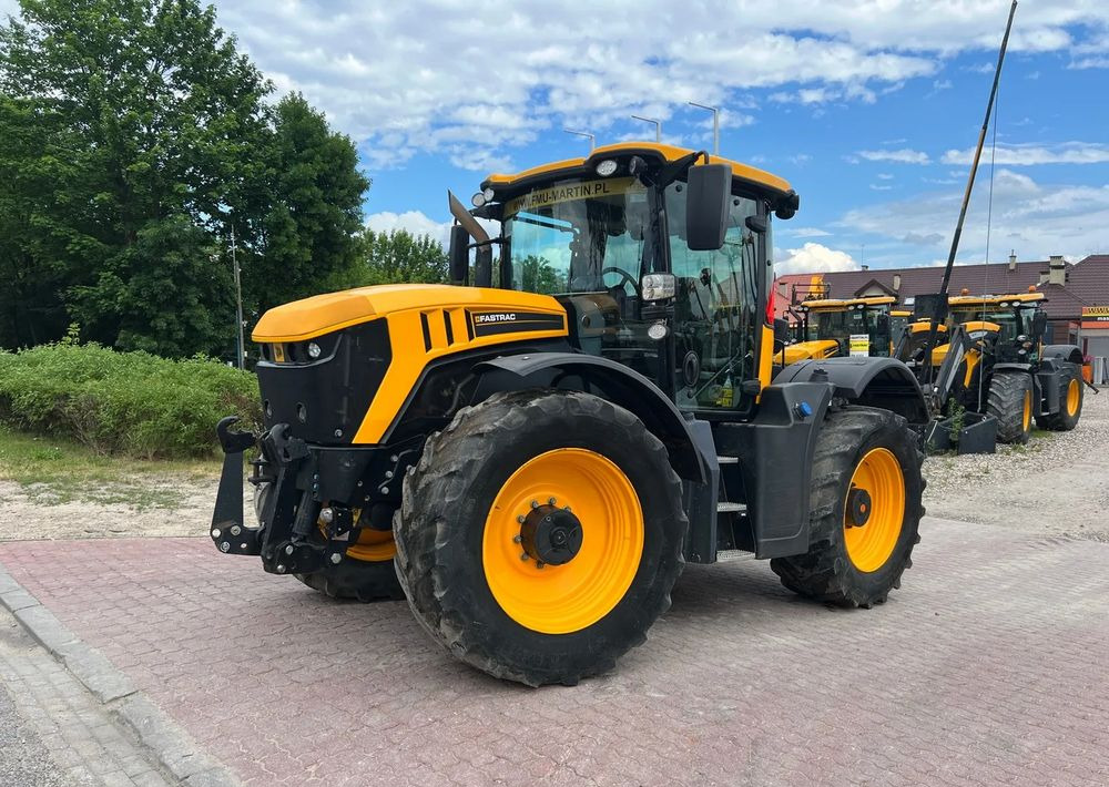JCB Fastrac 4220 - Трактор: слика 1 JCB Fastrac 4220 - Трактор: слика 1