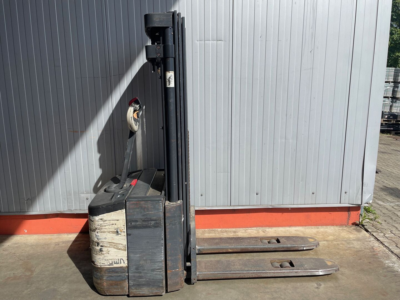 Crown WE2300 1.6 TT - Сложувач: слика 2 Crown WE2300 1.6 TT - Сложувач: слика 2