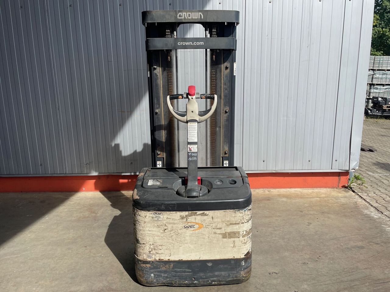 Crown WE2300 1.6 TT - Сложувач: слика 4 Crown WE2300 1.6 TT - Сложувач: слика 4