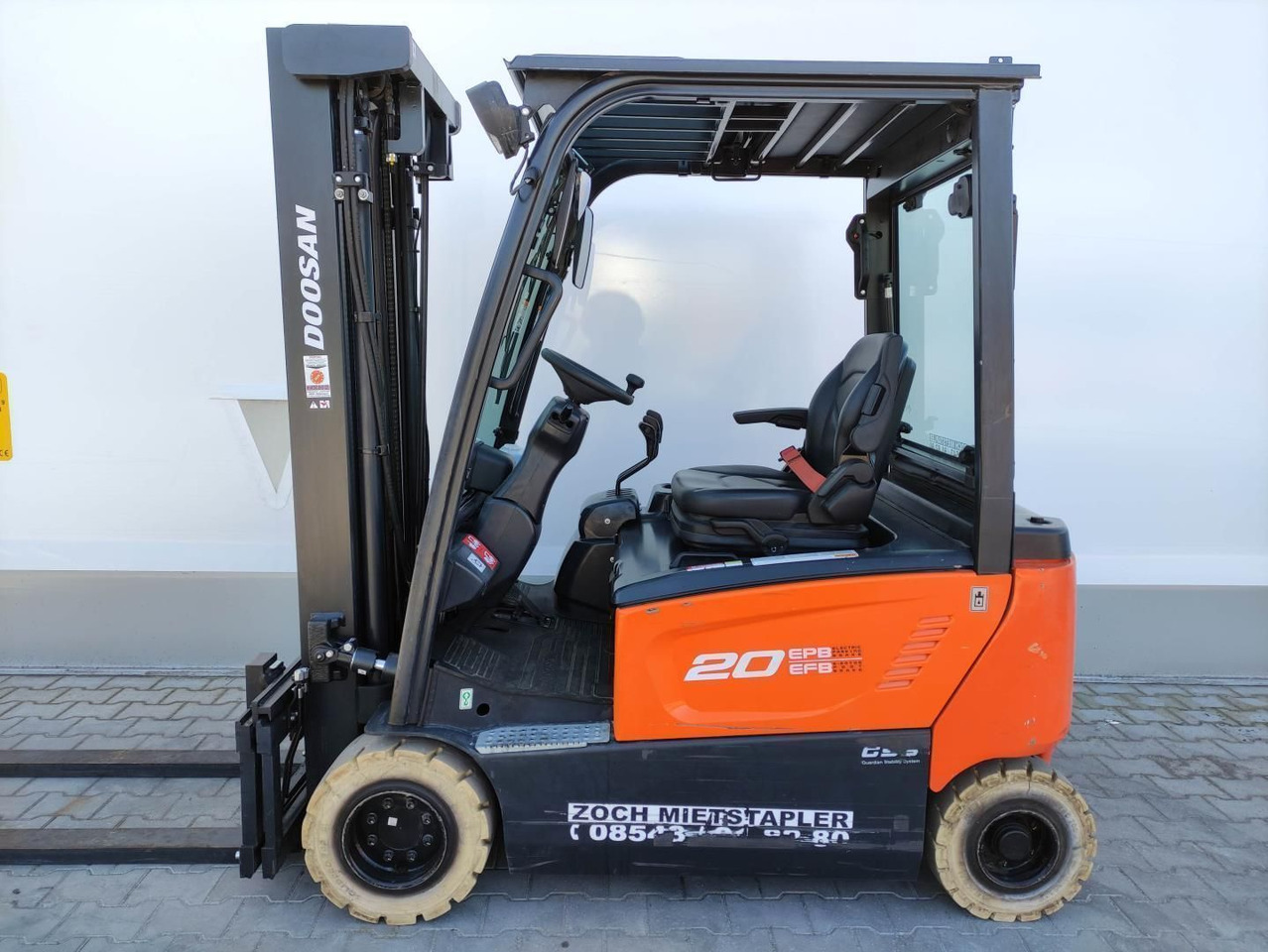 Doosan B20X-7 (Plus) - Електричен вилушкар: слика 1 Doosan B20X-7 (Plus) - Електричен вилушкар: слика 1