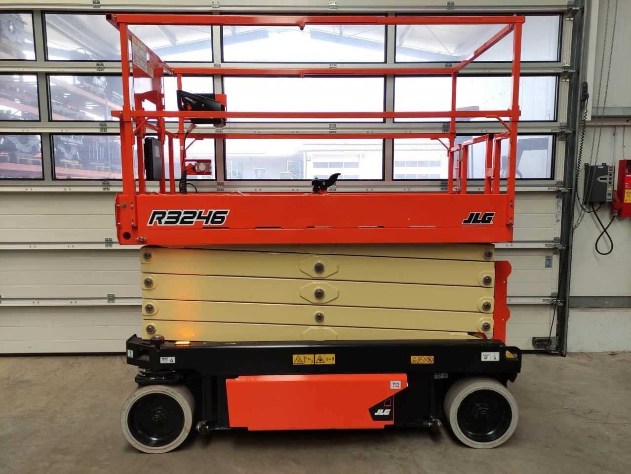 JLG R3246 - Кревач ножица: слика 1 JLG R3246 - Кревач ножица: слика 1