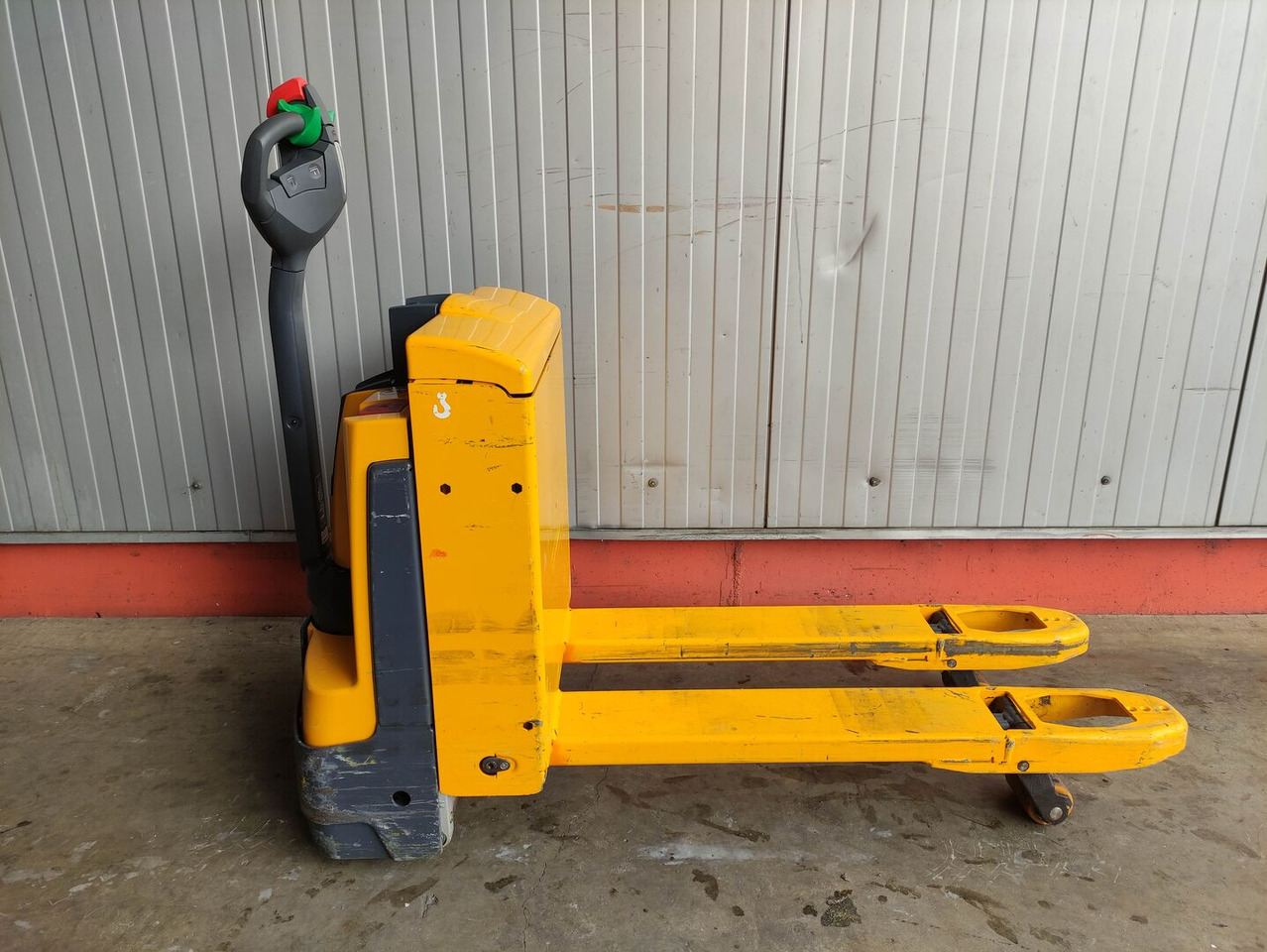 Jungheinrich EJE 116 - Вилушкар за палети: слика 2 Jungheinrich EJE 116 - Вилушкар за палети: слика 2