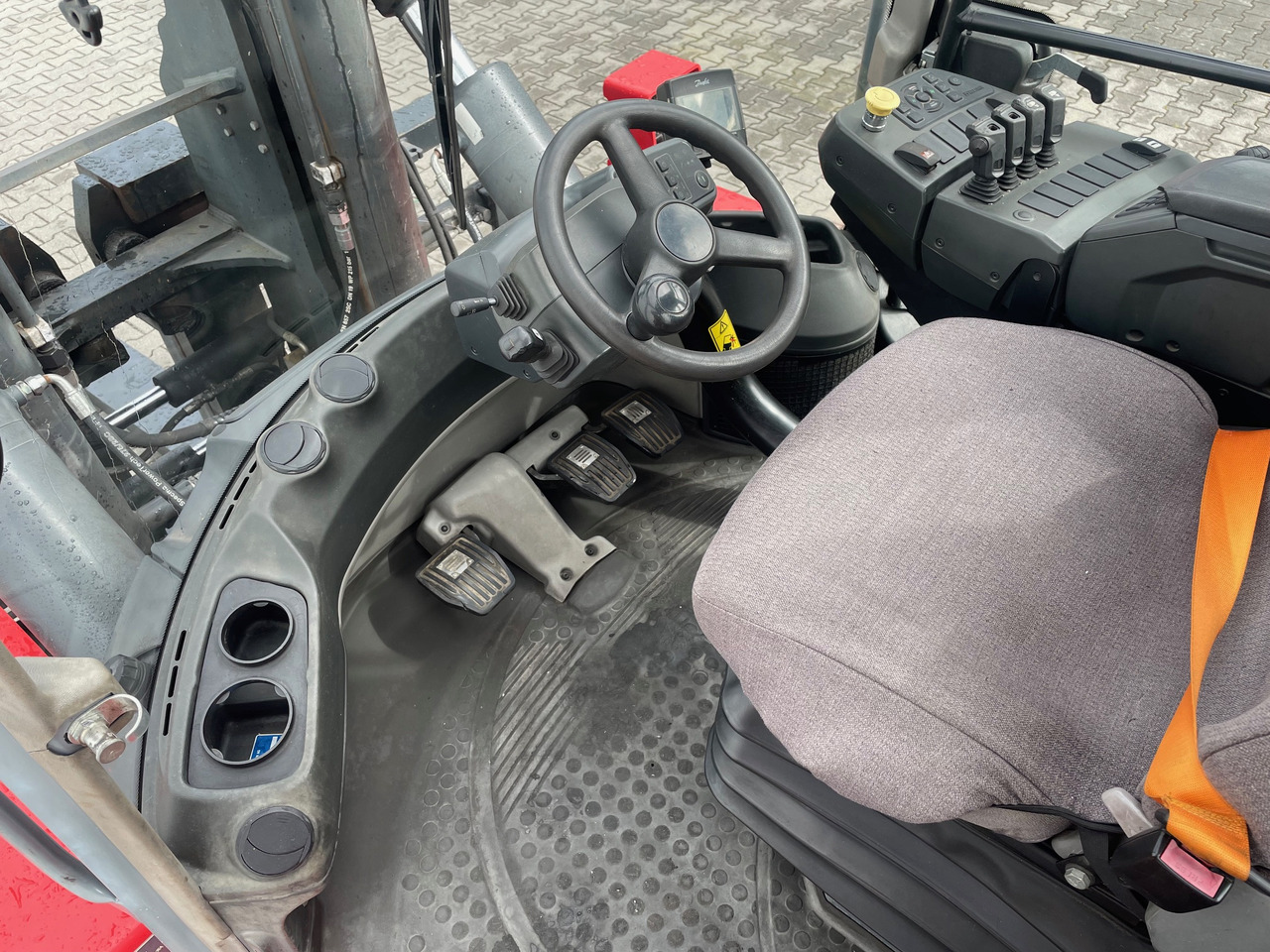 Kalmar DCG160-12 - Ракувач со контејнери: слика 5 Kalmar DCG160-12 - Ракувач со контејнери: слика 5