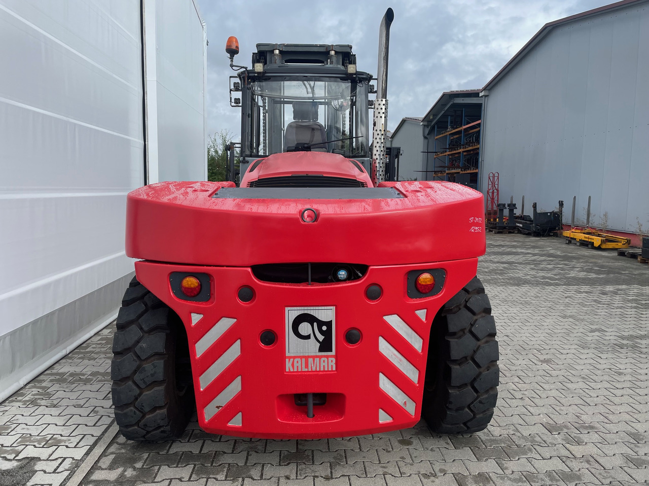 Kalmar DCG160-12 - Ракувач со контејнери: слика 4 Kalmar DCG160-12 - Ракувач со контејнери: слика 4