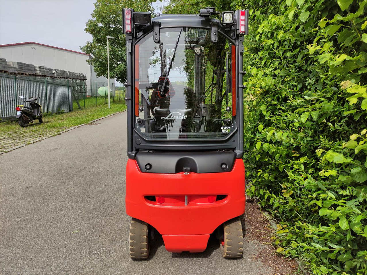 Linde E20PH-02-386-EVO - Електричен вилушкар: слика 4 Linde E20PH-02-386-EVO - Електричен вилушкар: слика 4