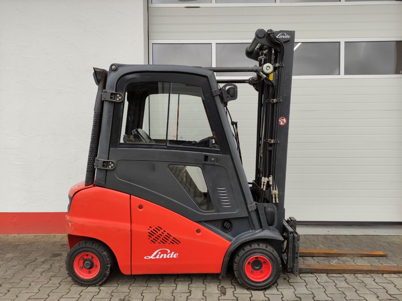 Linde H20D-01-391 - Дизел вилушкар: слика 2 Linde H20D-01-391 - Дизел вилушкар: слика 2
