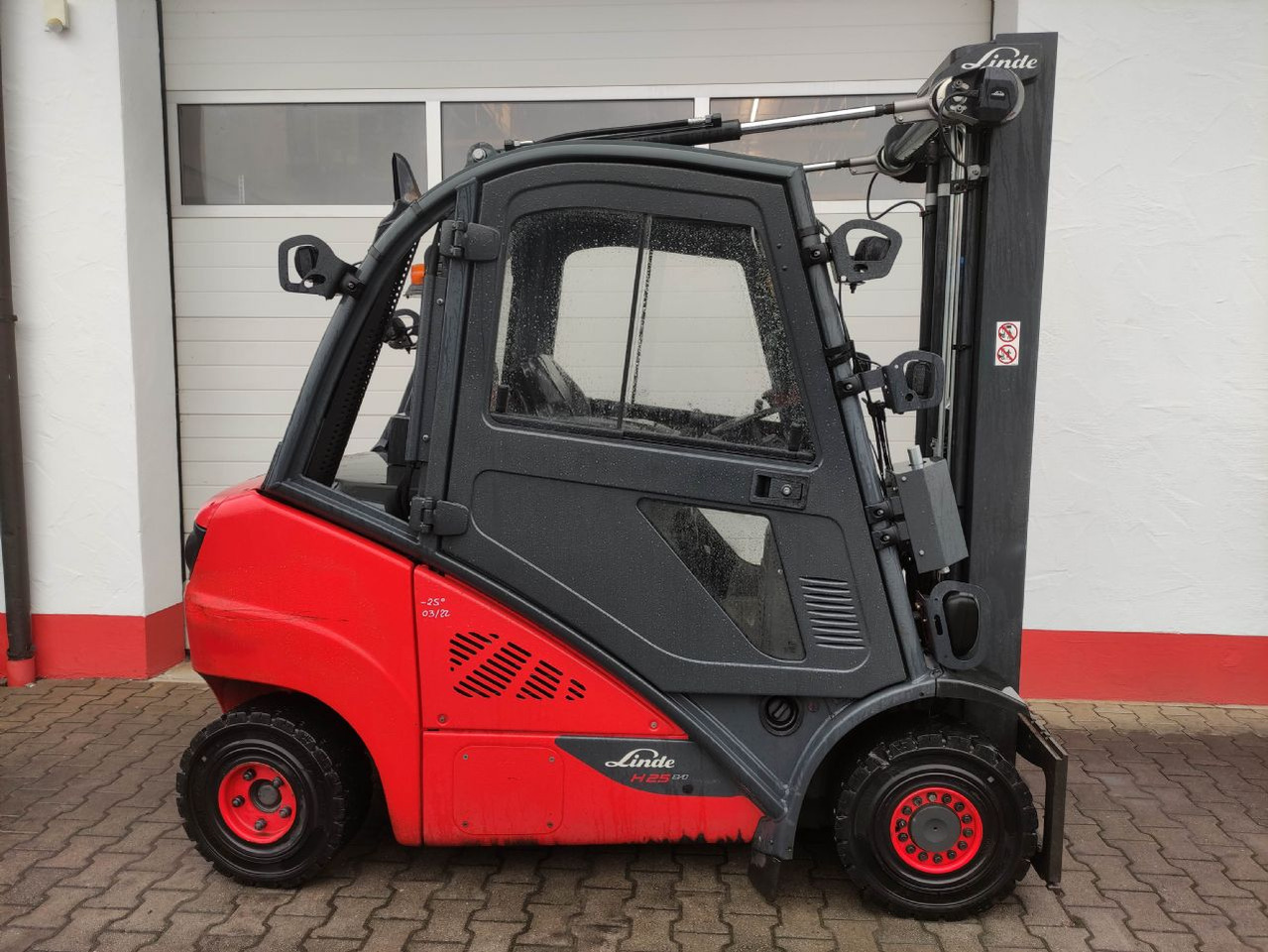 Linde H25D-02-392 EVO - Дизел вилушкар: слика 2 Linde H25D-02-392 EVO - Дизел вилушкар: слика 2