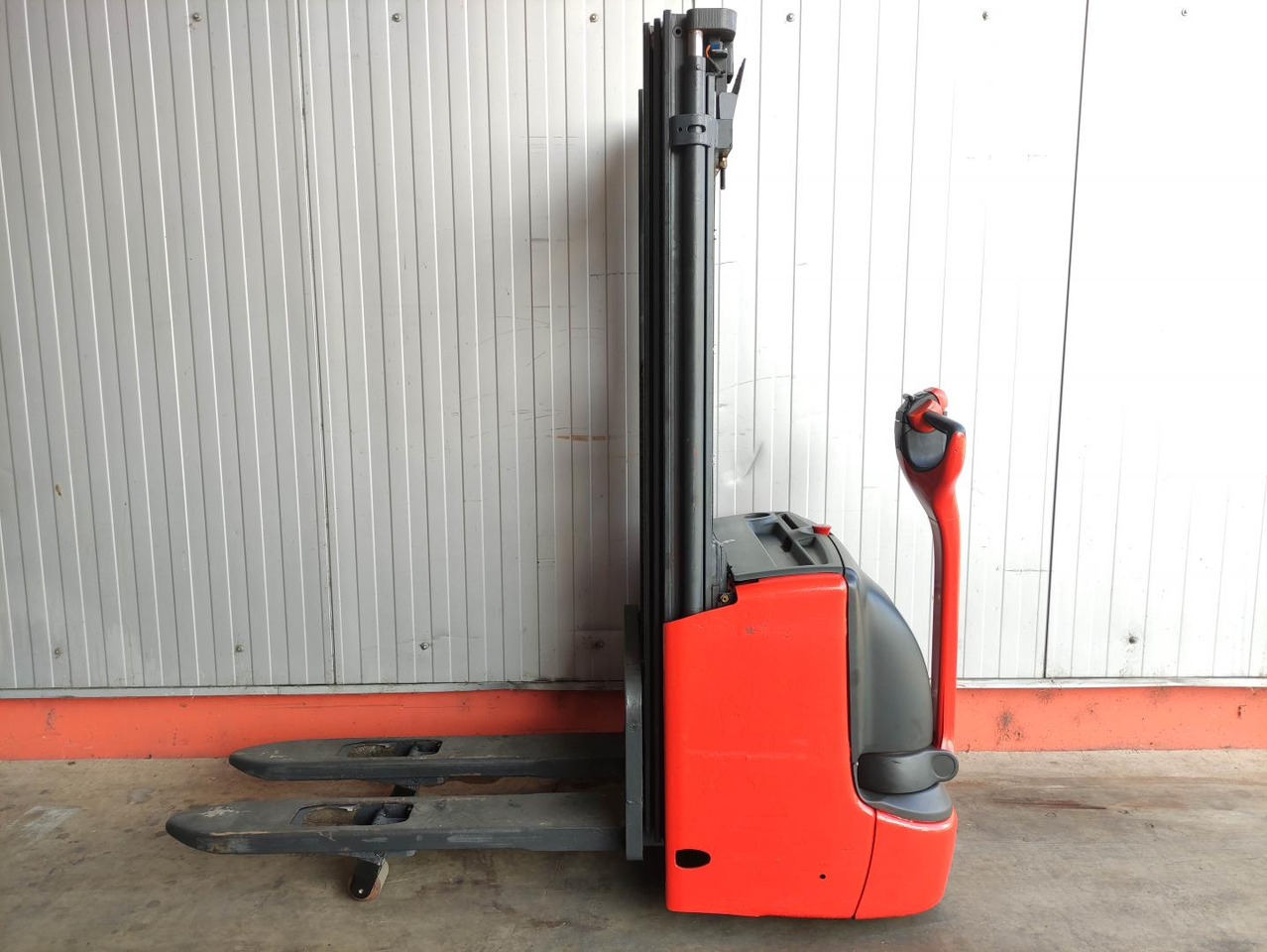 Linde L12i-1172 - Сложувач: слика 1 Linde L12i-1172 - Сложувач: слика 1