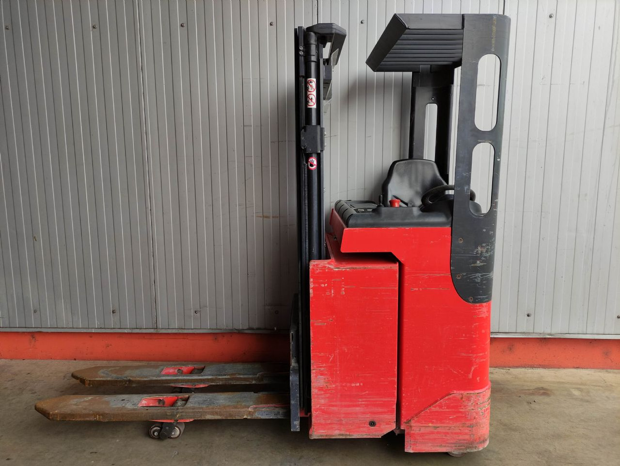 Linde L16 R - Сложувач: слика 1 Linde L16 R - Сложувач: слика 1