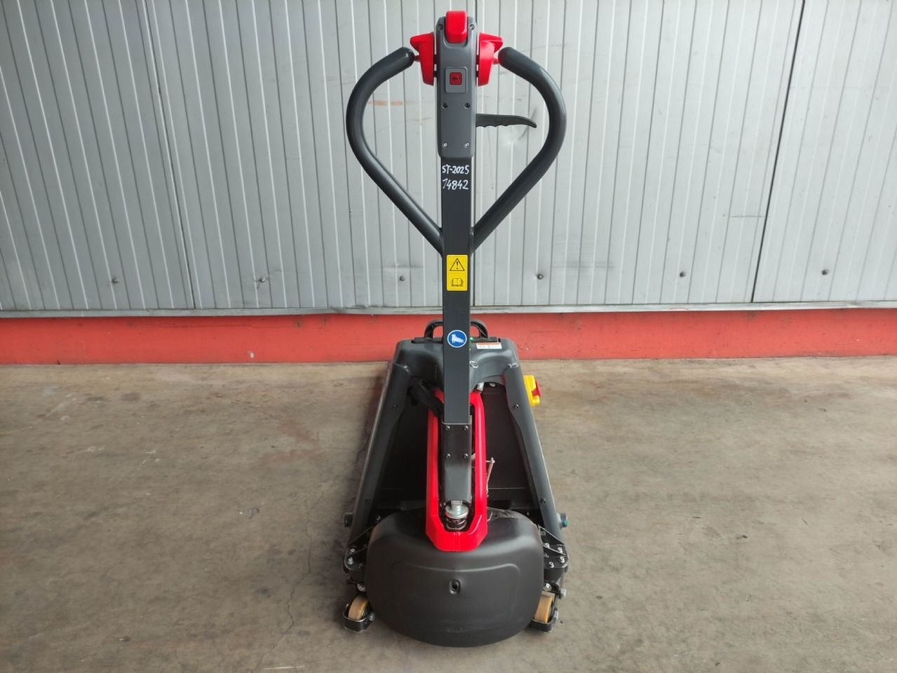 Linde MT15C - Вилушкар за палети: слика 4 Linde MT15C - Вилушкар за палети: слика 4
