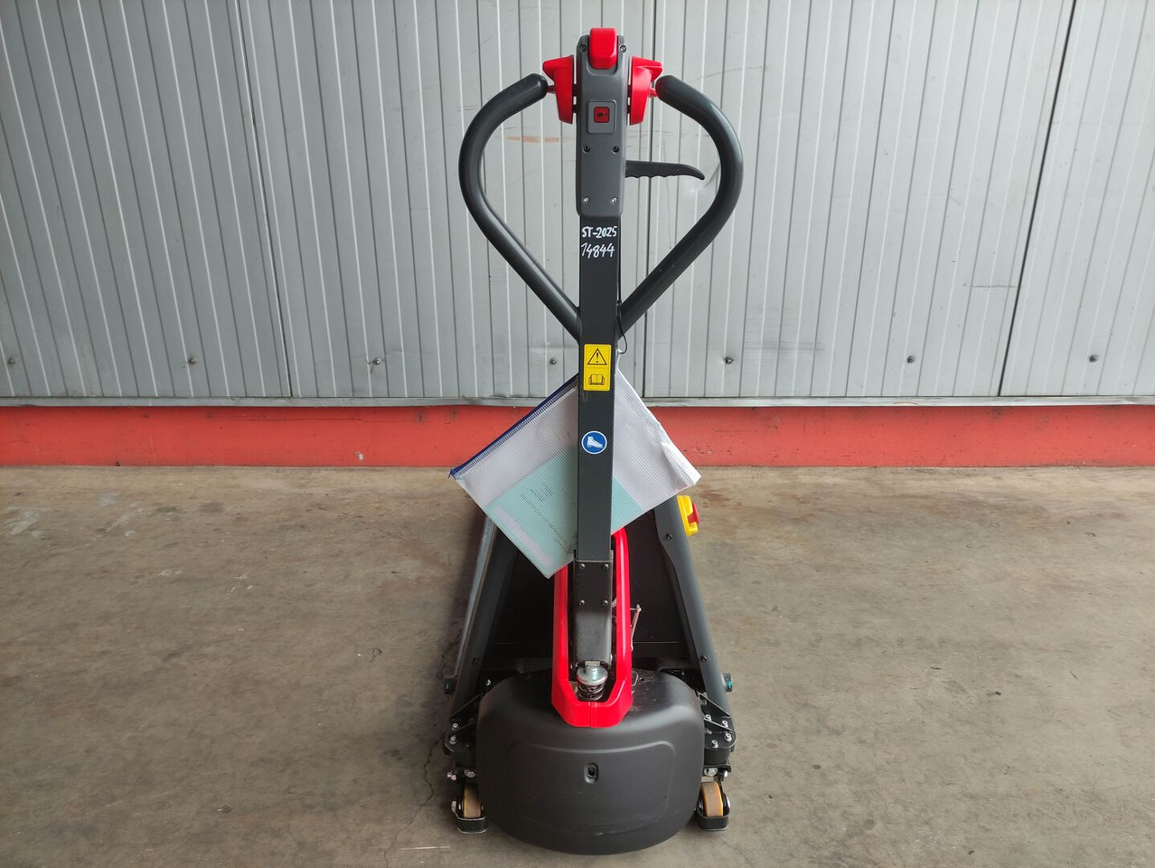 Linde MT15C - Вилушкар за палети: слика 4 Linde MT15C - Вилушкар за палети: слика 4