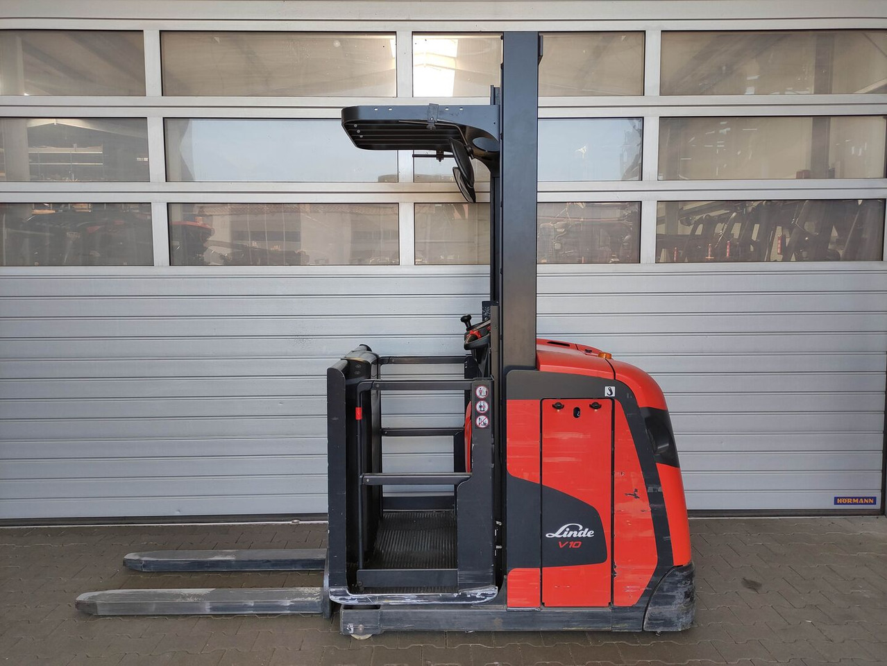 Linde V10-02 - Вилушкар за подигање роба: слика 2 Linde V10-02 - Вилушкар за подигање роба: слика 2