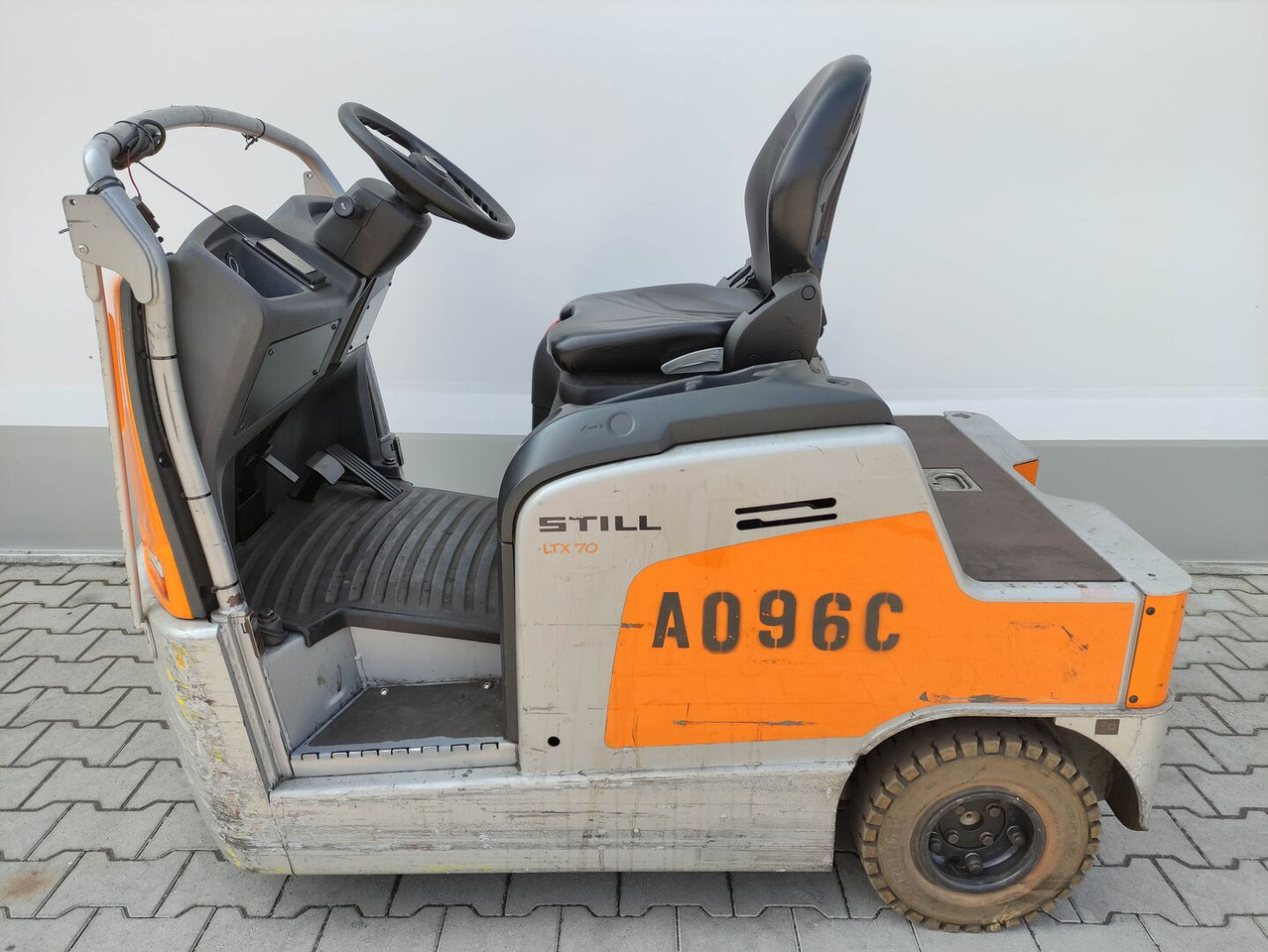 Still LTX-70 - Тракторче за влечење: слика 1 Still LTX-70 - Тракторче за влечење: слика 1