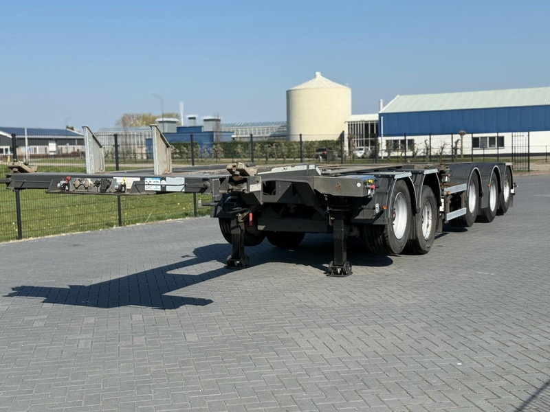 Broshuis 5AKCC 2 CONNECT, BREKER, 5 ASSEN, 2017, TIRES 80% - Транспортер на контејнер/ Полуприколка со променливо тело: слика 4 Broshuis 5AKCC 2 CONNECT, BREKER, 5 ASSEN, 2017, TIRES 80% - Транспортер на контејнер/ Полуприколка со променливо тело: слика 4