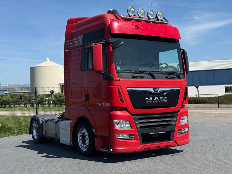 MAN 18.500 FULL AIR, ALCOA, TV, INVERTER, MICROWAVE, TOP. - Камион влекач: слика 1 MAN 18.500 FULL AIR, ALCOA, TV, INVERTER, MICROWAVE, TOP. - Камион влекач: слика 1