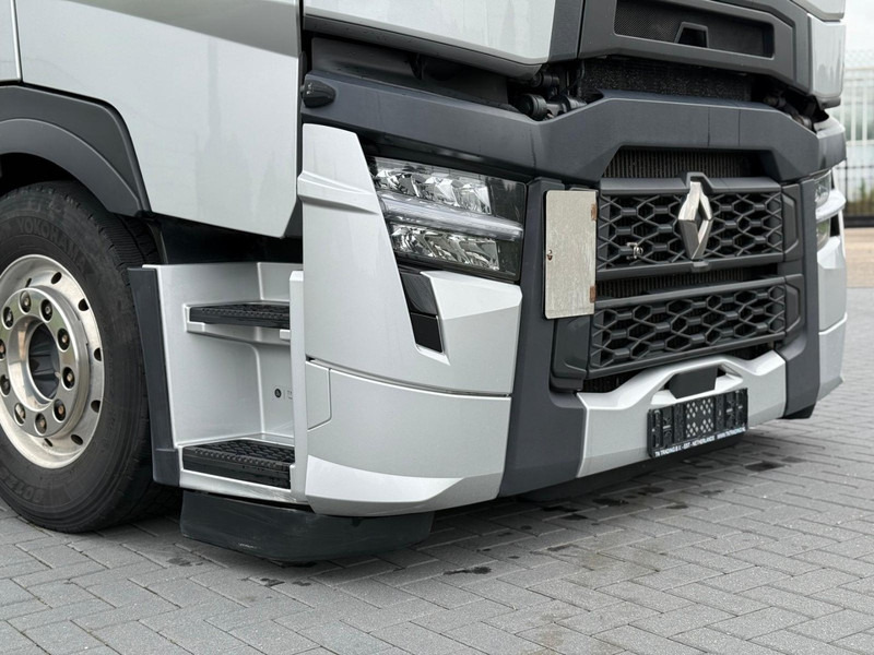 Renault T520 HIGH EVOLUTION, PTO PREP, DYN. STEERING, VOLLUCHT, 3.20WB, ALCOA, RETARDER, PARK COOL. - Камион влекач: слика 4 Renault T520 HIGH EVOLUTION, PTO PREP, DYN. STEERING, VOLLUCHT, 3.20WB, ALCOA, RETARDER, PARK COOL. - Камион влекач: слика 4