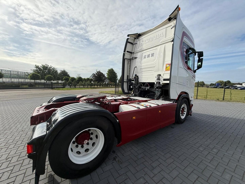 Камион влекач Scania 500S NGS FULL AIR, RETARDER, 2 TANKS, EURO 6D, PERFECT CONDITION.: слика 15 Камион влекач Scania 500S NGS FULL AIR, RETARDER, 2 TANKS, EURO 6D, PERFECT CONDITION.: слика 15