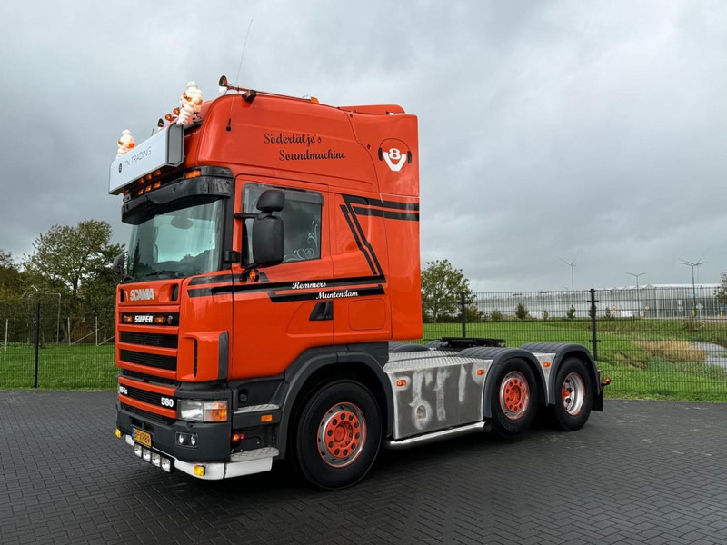 Scania R 164 GA 6X2/4 NA 580 SHOW TRUCK, GESTUURDE VOORLOPER, COMPLEET, TOP. - Камион влекач: слика 2 Scania R 164 GA 6X2/4 NA 580 SHOW TRUCK, GESTUURDE VOORLOPER, COMPLEET, TOP. - Камион влекач: слика 2