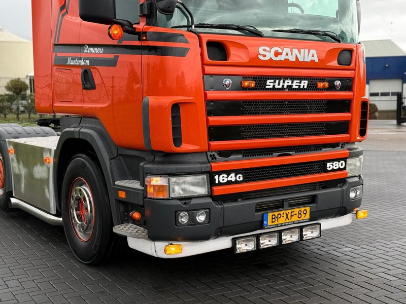 Scania R 164 GA 6X2/4 NA 580 SHOW TRUCK, GESTUURDE VOORLOPER, COMPLEET, TOP. - Камион влекач: слика 5 Scania R 164 GA 6X2/4 NA 580 SHOW TRUCK, GESTUURDE VOORLOPER, COMPLEET, TOP. - Камион влекач: слика 5