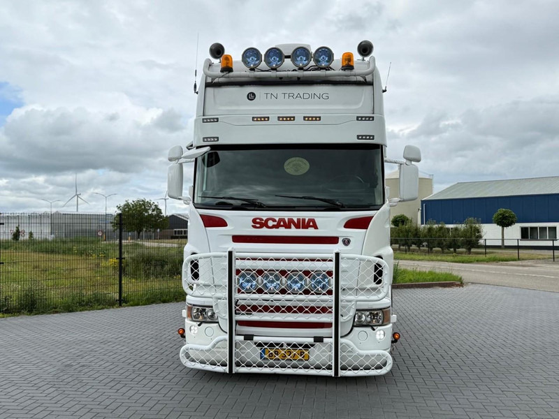 Scania R 560 SHOW TRUCK, RETARDER, LEATHER, I-PARK, TOP. - Камион влекач: слика 2 Scania R 560 SHOW TRUCK, RETARDER, LEATHER, I-PARK, TOP. - Камион влекач: слика 2