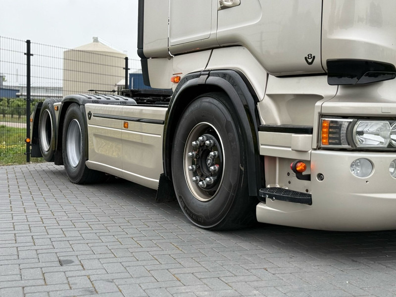 Scania R 580 SHOWTRUCK, VOLLUCHT, VOL SPOILER, RETARDER, SCHUIFSCHOTEL. - Камион влекач: слика 3 Scania R 580 SHOWTRUCK, VOLLUCHT, VOL SPOILER, RETARDER, SCHUIFSCHOTEL. - Камион влекач: слика 3