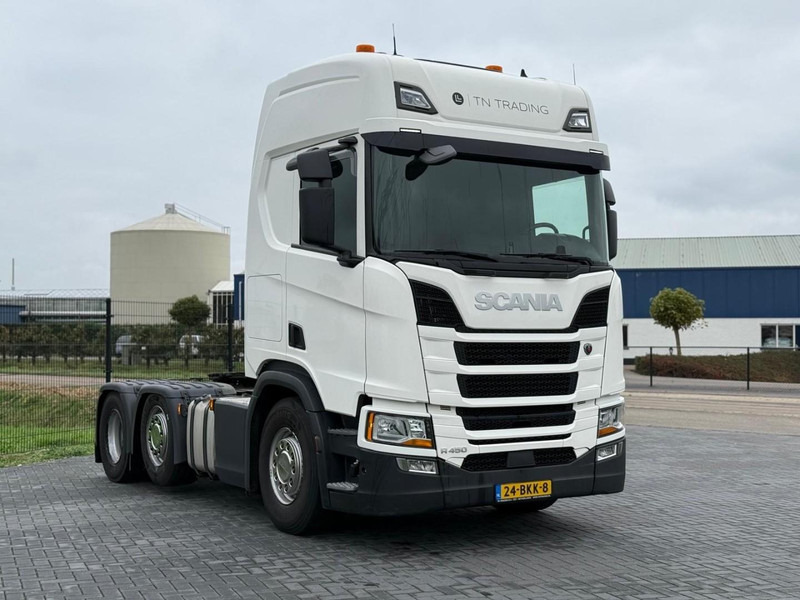 Scania R450 RETARDER, TWEE TANKS, GESTUURDE VOORLOPER, TOP! - Камион влекач: слика 1 Scania R450 RETARDER, TWEE TANKS, GESTUURDE VOORLOPER, TOP! - Камион влекач: слика 1