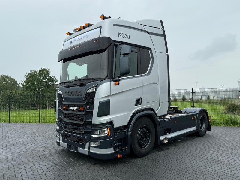 Scania R520 V8 NGS 6 BALLOONS, FULL AIR, RETARDER, 2X TANK, SHOW, FULL SPOILER. - Камион влекач: слика 3 Scania R520 V8 NGS 6 BALLOONS, FULL AIR, RETARDER, 2X TANK, SHOW, FULL SPOILER. - Камион влекач: слика 3