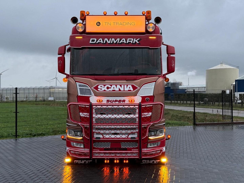 Scania S500 SHOW, FULL AIR, LEATHER, TOP CONDITIE, STEERING PUSHER. - Камион влекач: слика 2 Scania S500 SHOW, FULL AIR, LEATHER, TOP CONDITIE, STEERING PUSHER. - Камион влекач: слика 2