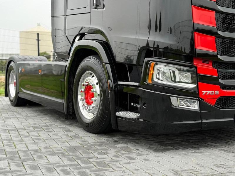 Scania S770 VOLLUCHT, LEER, RETARDER, 2 TANKS, PARK COOL. - Камион влекач: слика 2 Scania S770 VOLLUCHT, LEER, RETARDER, 2 TANKS, PARK COOL. - Камион влекач: слика 2