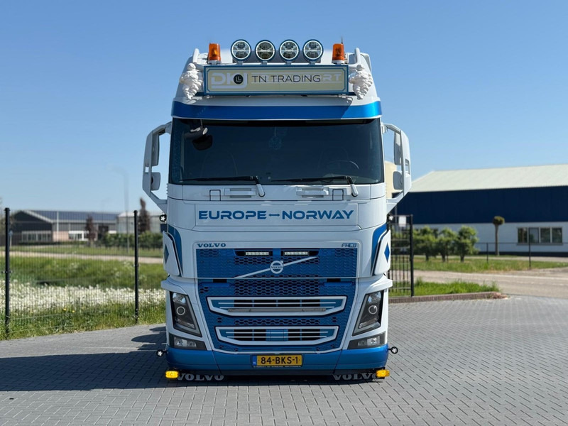 Volvo FH 16.750 FULL AIR, LEATHER, SHOW, TOP CONDITION, XL CABINE. - Камион влекач: слика 2 Volvo FH 16.750 FULL AIR, LEATHER, SHOW, TOP CONDITION, XL CABINE. - Камион влекач: слика 2