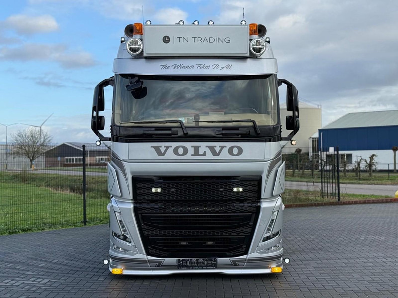 Volvo FH 460 SHOW, FULL AIR, ALCOA, INTERIOR, LIKE NEW, TOP. - Камион влекач: слика 3 Volvo FH 460 SHOW, FULL AIR, ALCOA, INTERIOR, LIKE NEW, TOP. - Камион влекач: слика 3