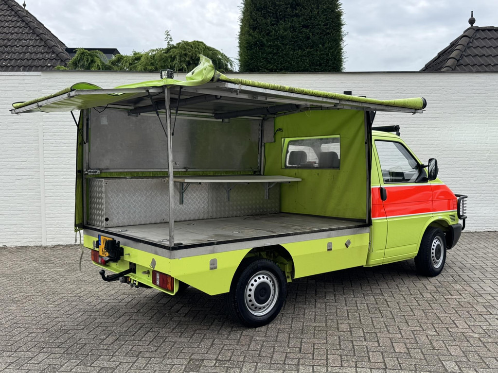 Volkswagen Transporter-2.5 5-cilinder benzine 4x4 syncro ex Zwitserse brandweer Trekhaak Verstralers Laadruimte ventilatie - Комбе со церада: слика 2 Volkswagen Transporter-2.5 5-cilinder benzine 4x4 syncro ex Zwitserse brandweer Trekhaak Verstralers Laadruimte ventilatie - Комбе со церада: слика 2