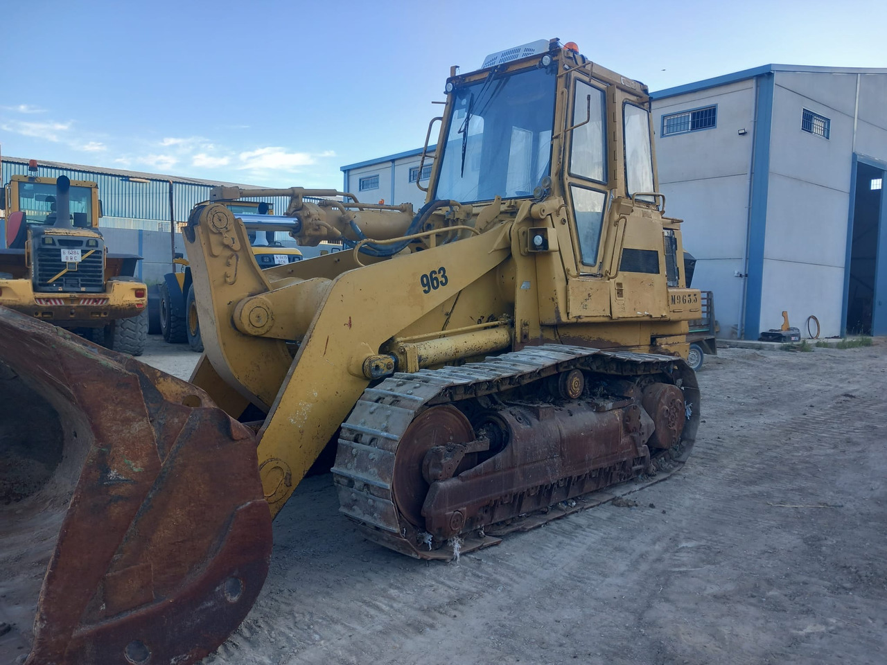 Caterpillar 963 - Натоварувач гасеничар: слика 1 Caterpillar 963 - Натоварувач гасеничар: слика 1
