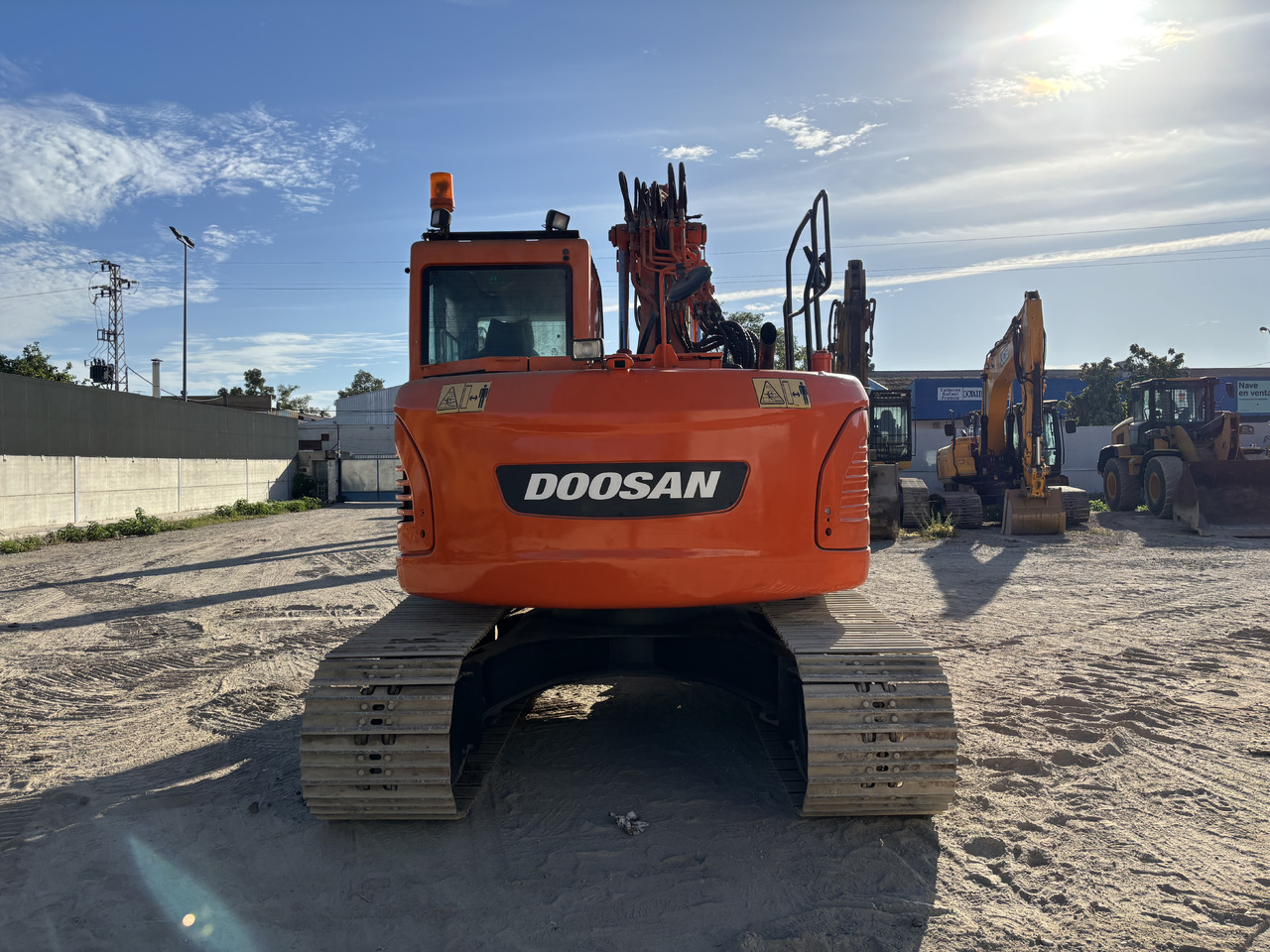 DOOSAN DX140-3 - Багер гасеничар: слика 4 DOOSAN DX140-3 - Багер гасеничар: слика 4