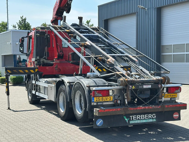 Камион со кабелски систем, Камион со кран Iveco Stralis 400 6x2 HMF 1720 K3 Kraan Met 24T HTS Kabel Systeem / Rotator / Euro 6: слика 8