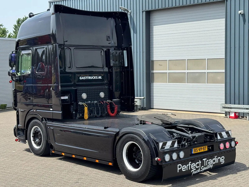 DAF XF 105.460 Super Space Cab Showtruck *TOP* - Камион влекач: слика 4 DAF XF 105.460 Super Space Cab Showtruck *TOP* - Камион влекач: слика 4