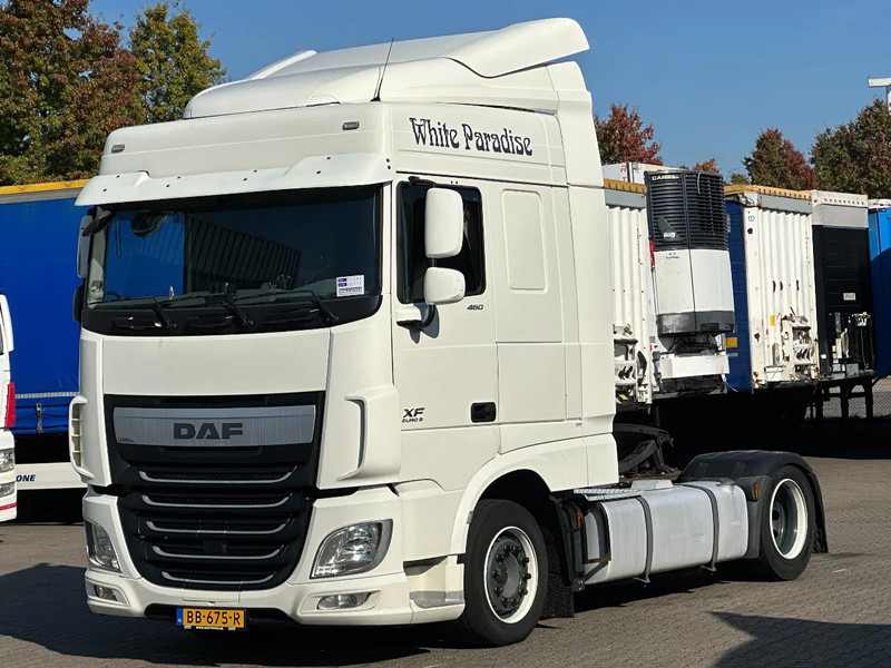 DAF XF 460 Space Cab-Mega-Hefschotel-2 Tank-Euro 6 - Камион влекач: слика 1 DAF XF 460 Space Cab-Mega-Hefschotel-2 Tank-Euro 6 - Камион влекач: слика 1