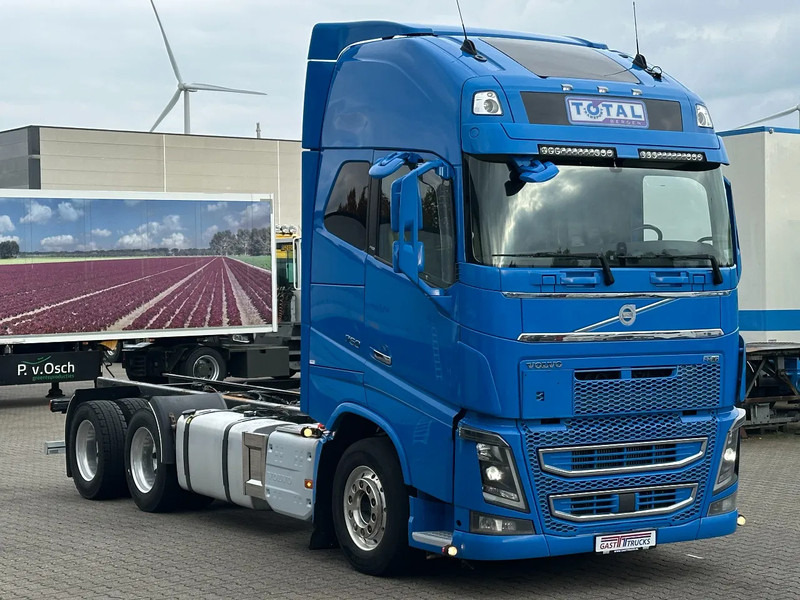 Volvo FH 16.750 6x4 Globe XL Chassis Retarder 3.90 Wb Full Air - Камион со кабинска шасија: слика 2 Volvo FH 16.750 6x4 Globe XL Chassis Retarder 3.90 Wb Full Air - Камион со кабинска шасија: слика 2