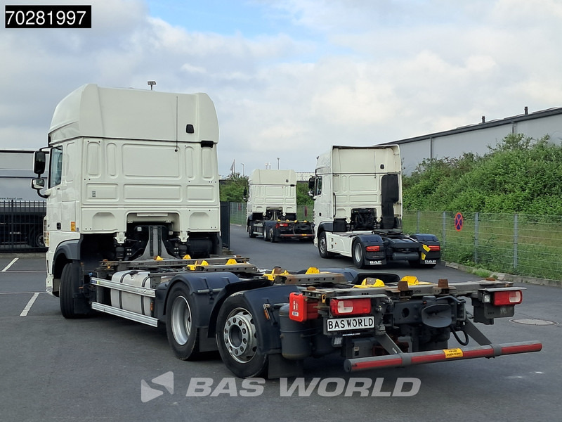 DAF XF 480 6X2 SSC Retarder 2x Tanks Lift+Lenkachse Standklima ACC LED - Транспортер на контејнер/ Камион со променливо тело: слика 2 DAF XF 480 6X2 SSC Retarder 2x Tanks Lift+Lenkachse Standklima ACC LED - Транспортер на контејнер/ Камион со променливо тело: слика 2