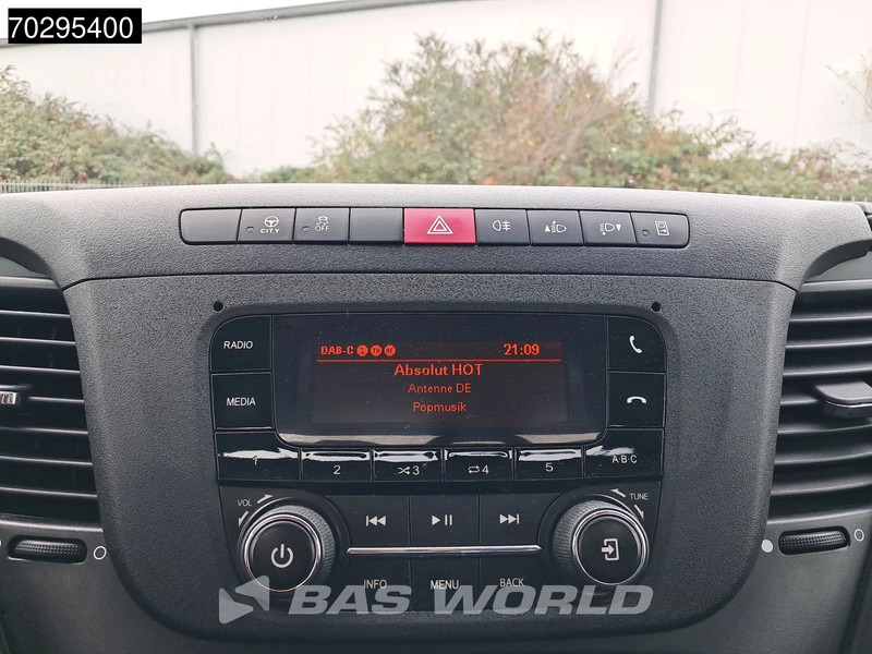 Комби кипер Iveco Daily 35C14 Kipper Doppelbereifung 3,5t AHK Klima Tempomat Euro6 Tipper Benne Kieper 2m3 A/C Towbar Cruise control: слика 17 Комби кипер Iveco Daily 35C14 Kipper Doppelbereifung 3,5t AHK Klima Tempomat Euro6 Tipper Benne Kieper 2m3 A/C Towbar Cruise control: слика 17