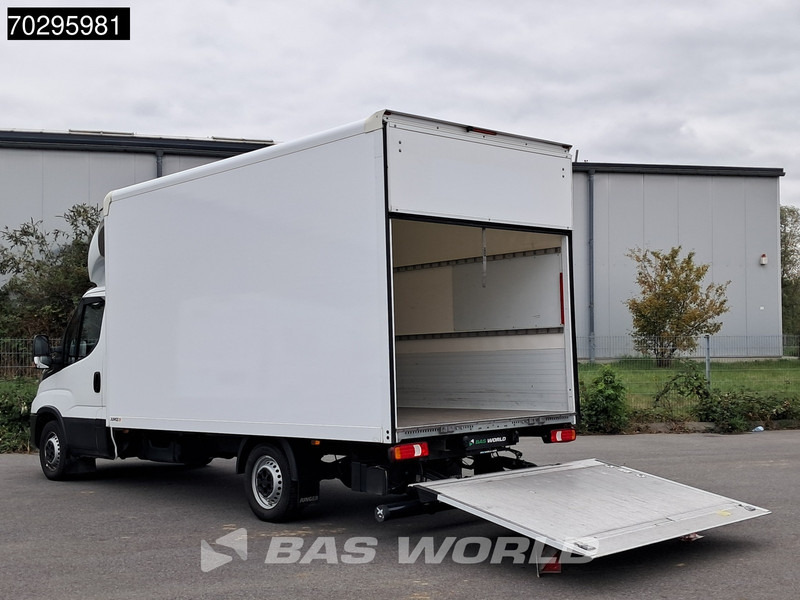Iveco Daily 35S16 Automatik Ladebordwand Koffer 160PS Klima Kamera Euro6 Möbelkasten A/C - Комбе фургон: слика 3 Iveco Daily 35S16 Automatik Ladebordwand Koffer 160PS Klima Kamera Euro6 Möbelkasten A/C - Комбе фургон: слика 3