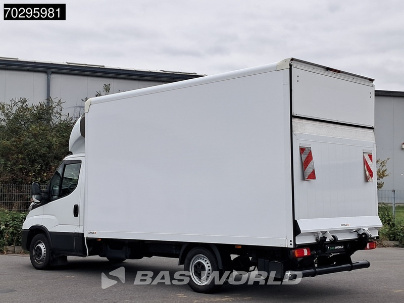 Iveco Daily 35S16 Automatik Ladebordwand Koffer 160PS Klima Kamera Euro6 Möbelkasten A/C - Комбе фургон: слика 2 Iveco Daily 35S16 Automatik Ladebordwand Koffer 160PS Klima Kamera Euro6 Möbelkasten A/C - Комбе фургон: слика 2