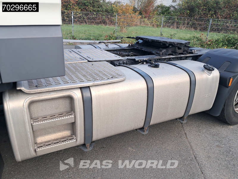 Камион влекач DAF XF 480 4X2 SSC Retarder 2xTanks ACC LED Standklima Euro 6: слика 6