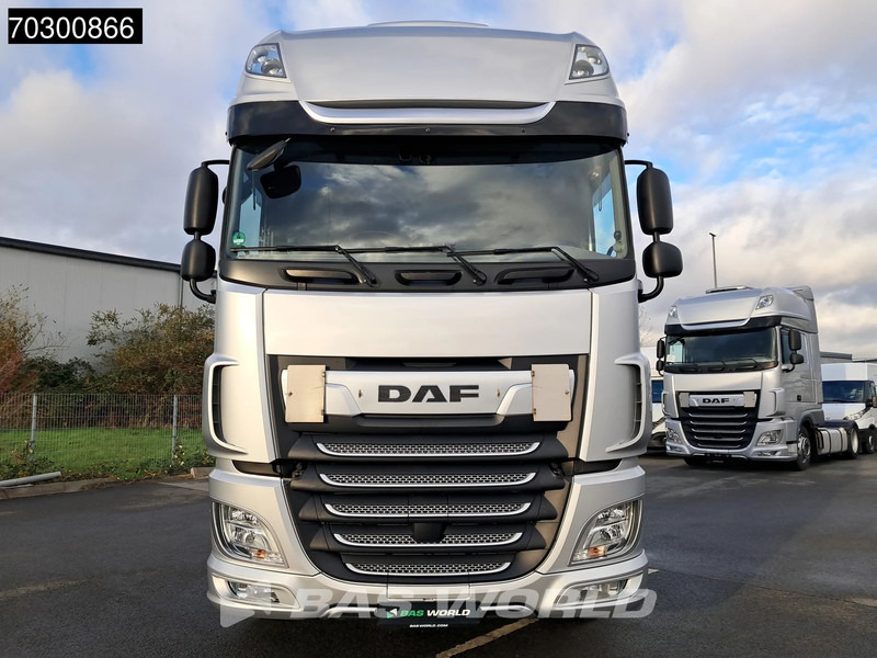 DAF XF 480 4X2 SSC Retarder 2xTanks ACC LED Standklima Euro 6 - Камион влекач: слика 3 DAF XF 480 4X2 SSC Retarder 2xTanks ACC LED Standklima Euro 6 - Камион влекач: слика 3