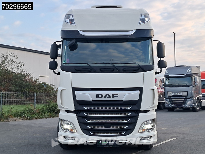 Камион влекач DAF XF 480 4X2 SSC Retarder 2xTanks ACC LED Standklima Euro 6: слика 14