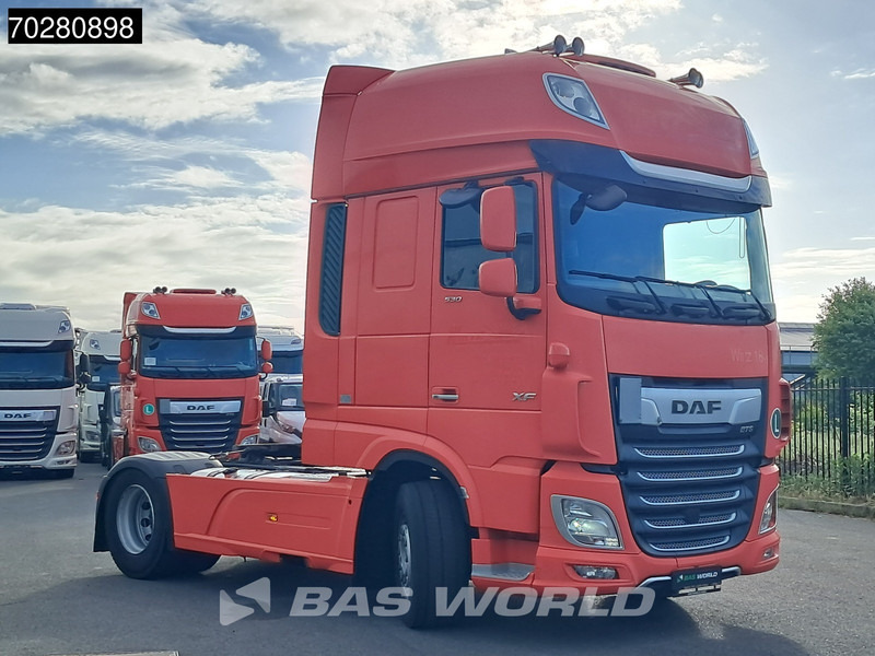 DAF XF 530 4X2 SSC Retarder 2x Tanks Standklima Navi ACC LED - Камион влекач: слика 3 DAF XF 530 4X2 SSC Retarder 2x Tanks Standklima Navi ACC LED - Камион влекач: слика 3