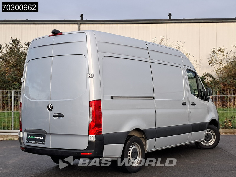 Mercedes-Benz Sprinter 315 CDI Automatik L2H2 150PS Klima Kamera Parkensensoren MBUX CarPlay Euro6 L2 A/C - Мало комбе: слика 3 Mercedes-Benz Sprinter 315 CDI Automatik L2H2 150PS Klima Kamera Parkensensoren MBUX CarPlay Euro6 L2 A/C - Мало комбе: слика 3